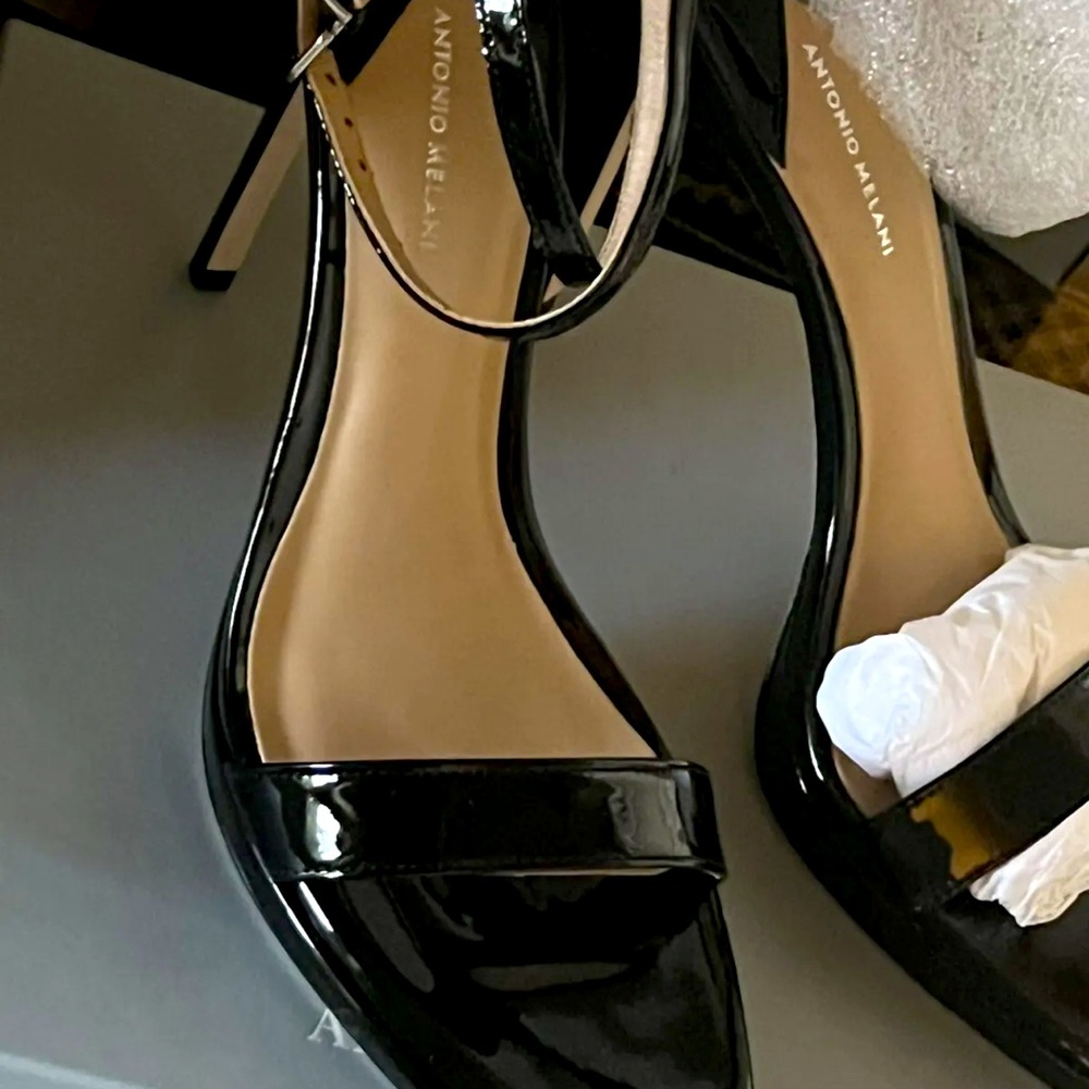 Designer Antonio Melani Black Leather Dress Women's Size 10 Sandals Heel NEW